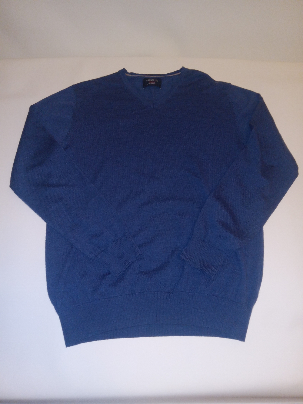 Charles Tyrwhitt 100 % Merino Wool Men’s Deep Blue V-Neck Sweater Sz Large
